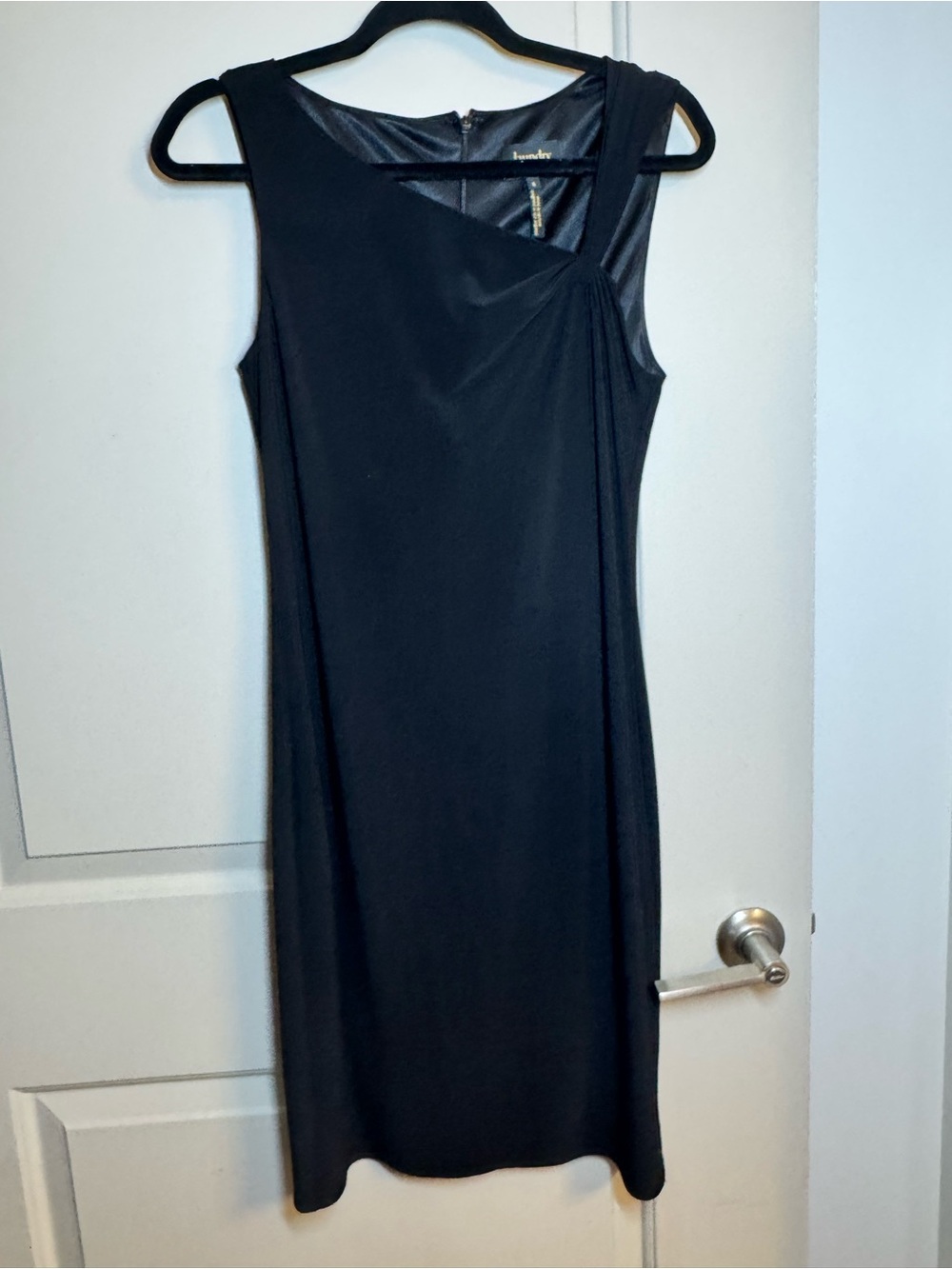 Laundry By Shelli Segal Black Sleeveless Midi Sheath Dress